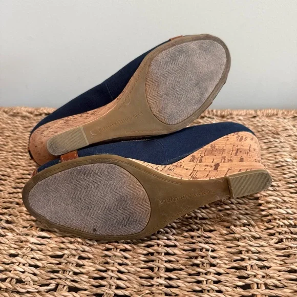 Tommy Hilfiger Tawnisha Cork Wedges - Picture 11 of 12